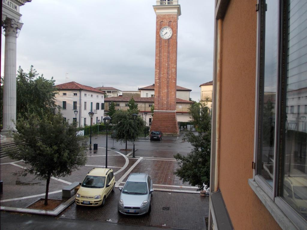 Big Brother Bed & Rooms Treviso Exterior photo