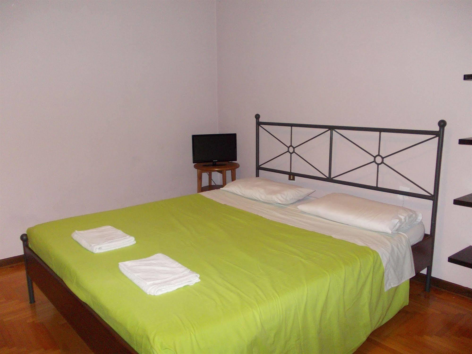 Big Brother Bed & Rooms Treviso Exterior photo